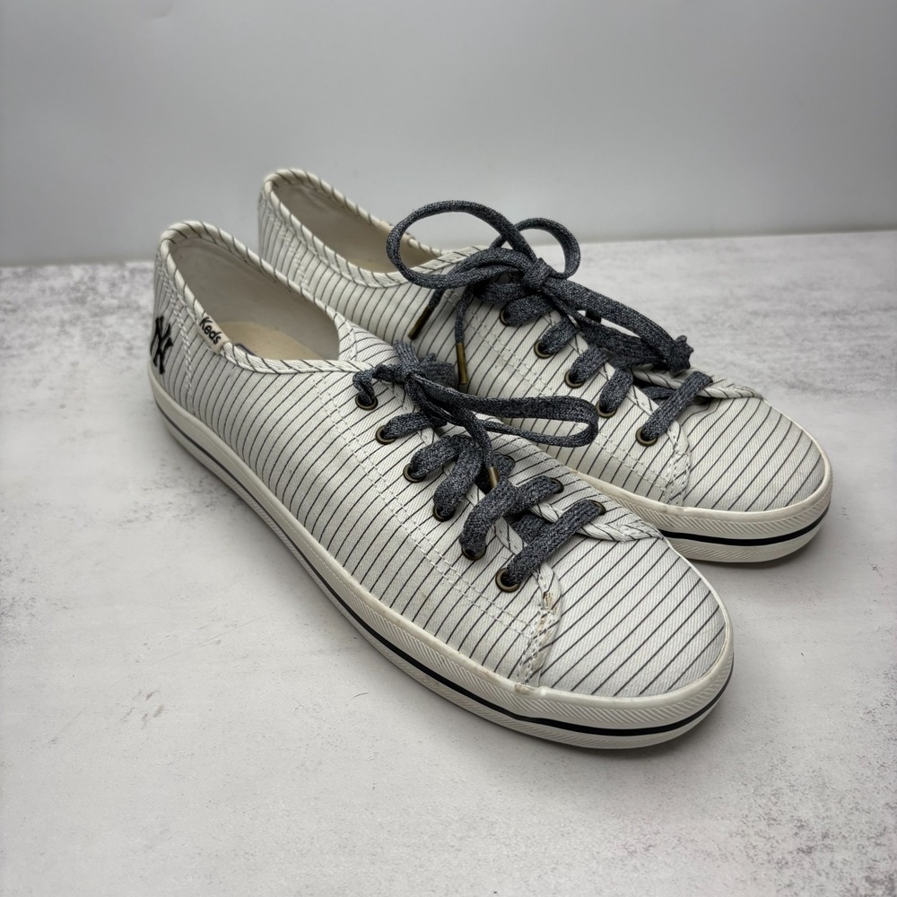 Keds NLBP New York Yankees Sneakers 8 White Kickstart Pinstripe Sporty NWOB